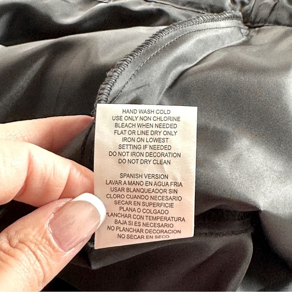 My Michelle Black Silver Glitter Skater Skirt Junior Size 1 - Picture 11 of 11